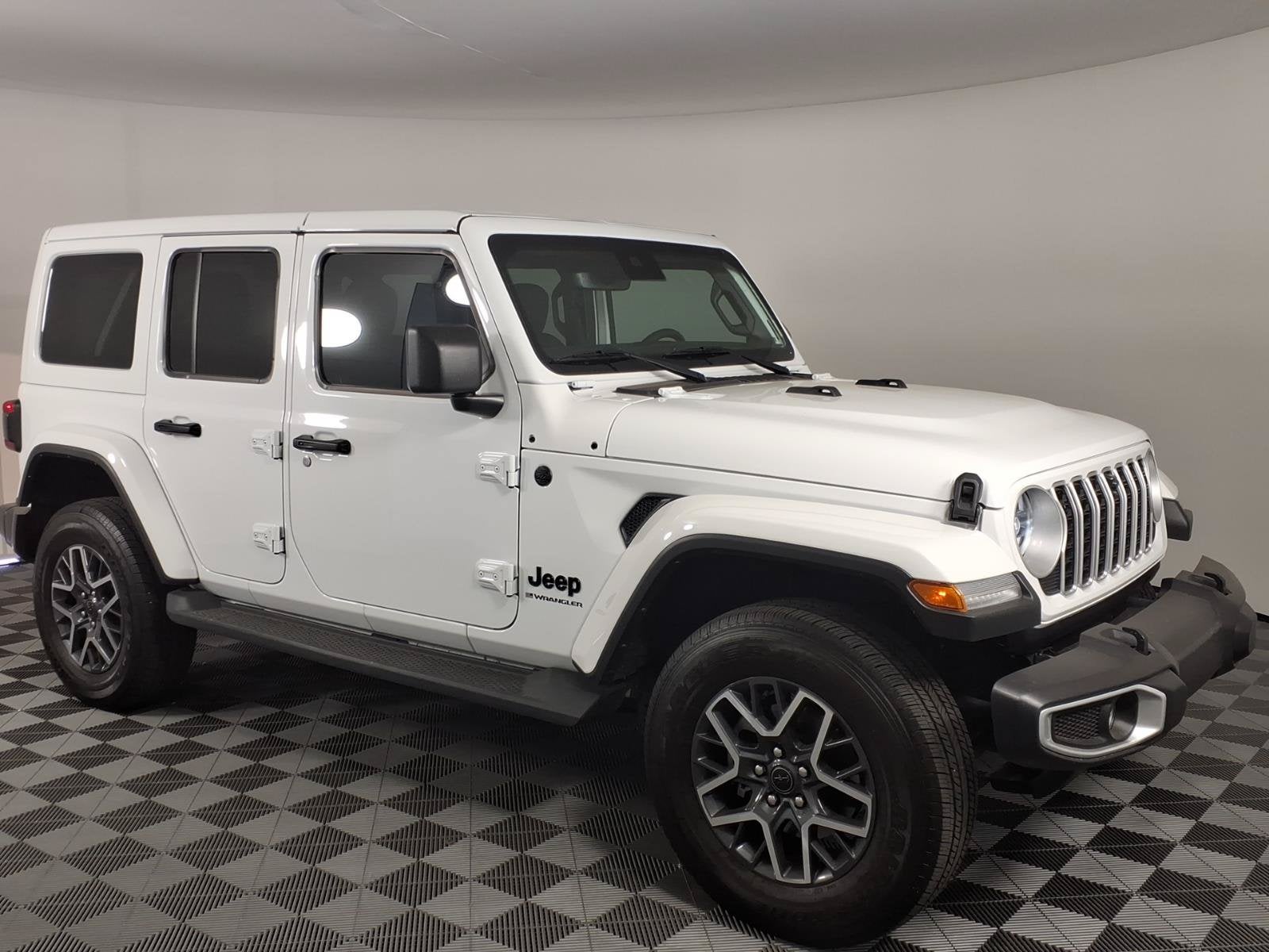 2025 Jeep Wrangler Sahara