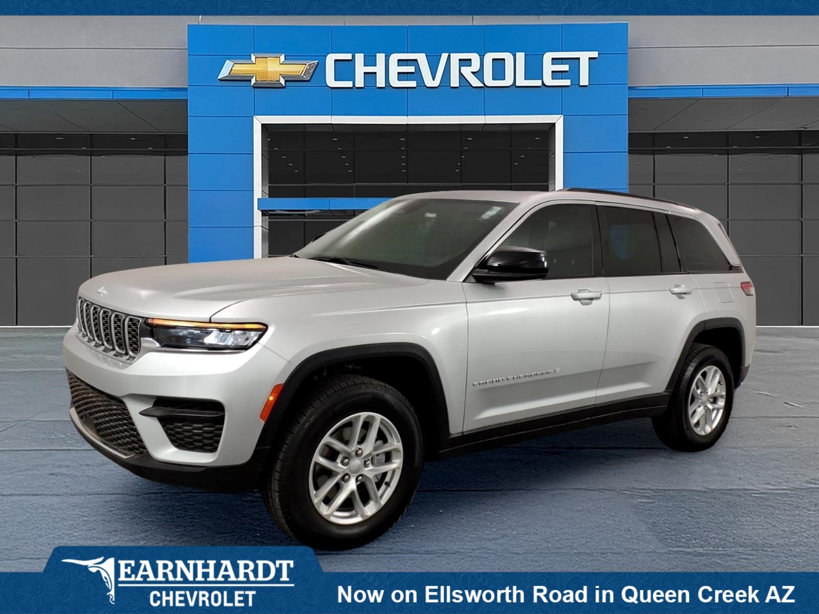 2026 Jeep Grand Cherokee Laredo