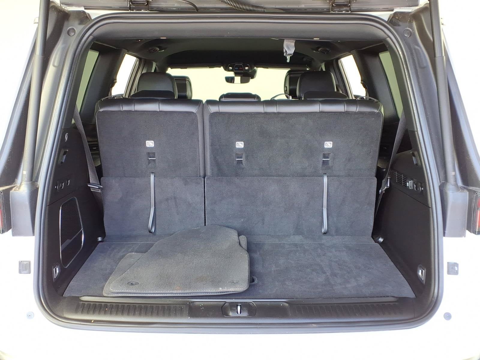 2025 Jeep Wagoneer BASE