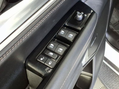 2025 Jeep Wagoneer BASE