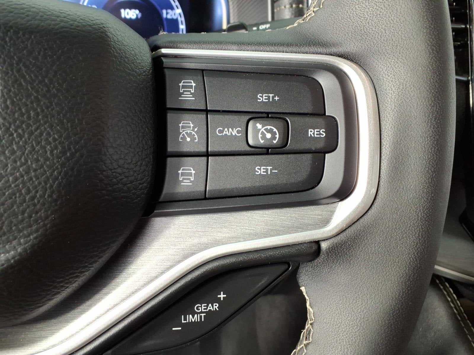 2025 Jeep Wagoneer BASE
