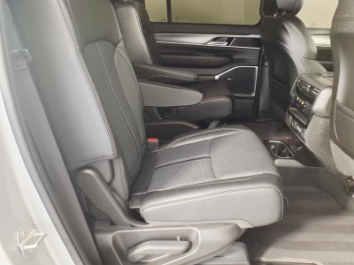 2025 Jeep Wagoneer Series II Carbide