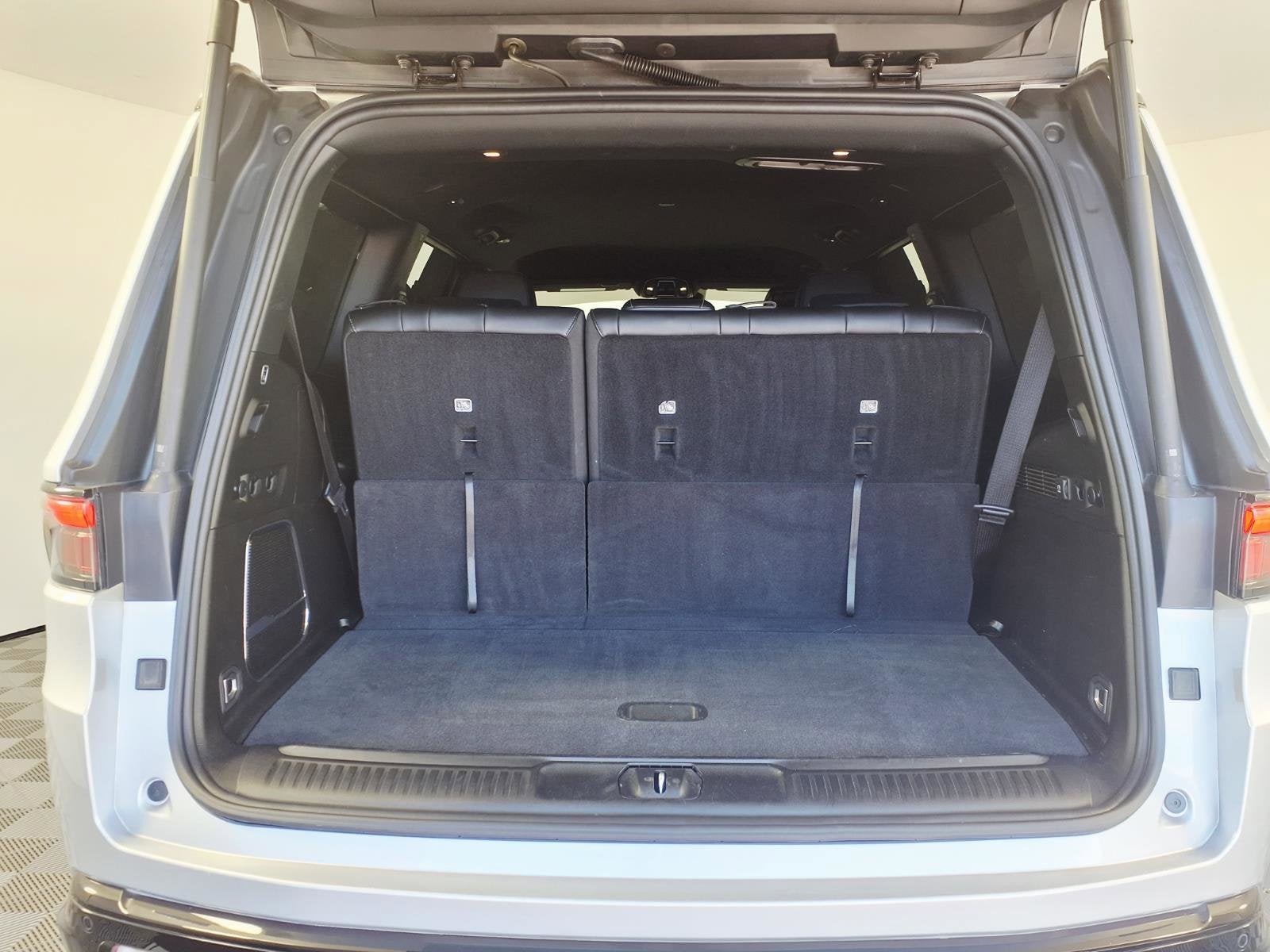 2025 Jeep Wagoneer Series II Carbide