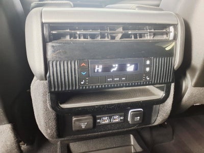 2025 Jeep Wagoneer Series II Carbide