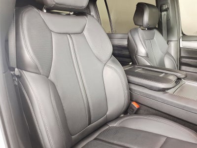 2025 Jeep Wagoneer Series II Carbide