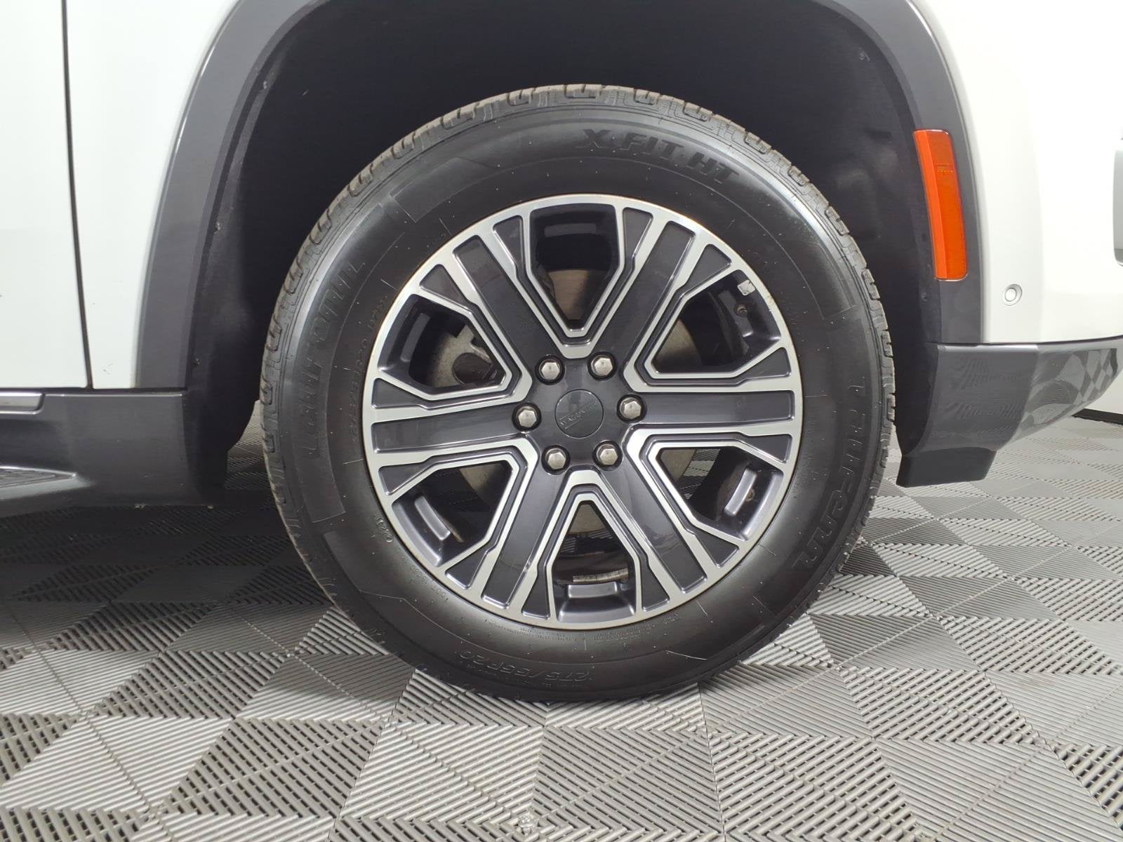 2022 Jeep Wagoneer Series III