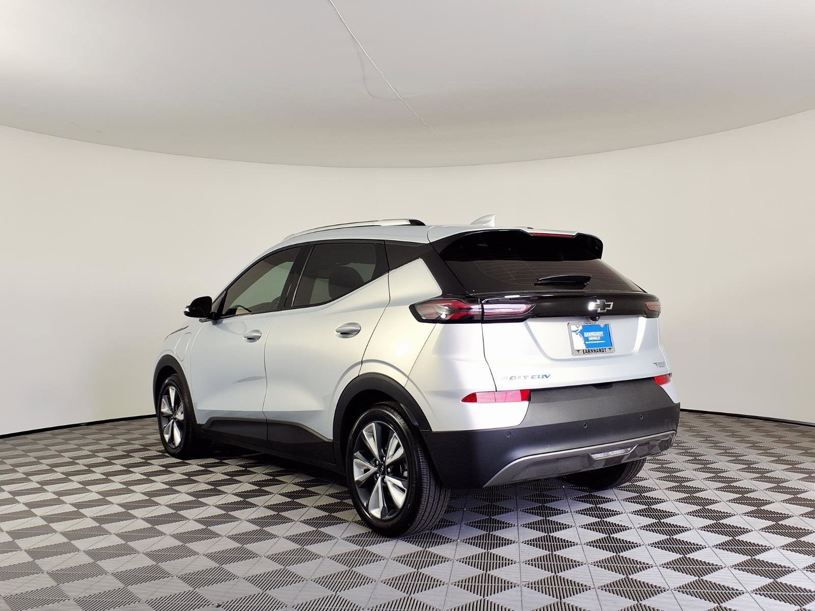 Used 2023 Chevrolet Bolt EUV LT with VIN 1G1FY6S09P4109782 for sale in Queen Creek, AZ