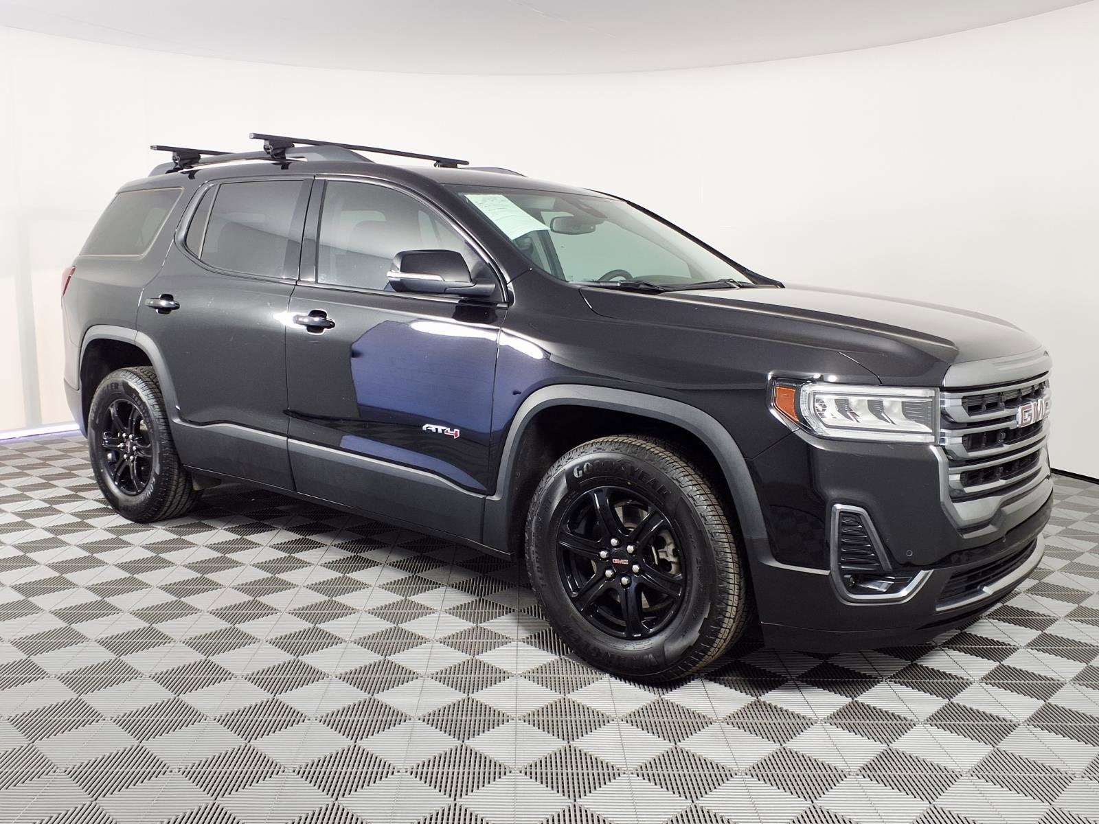 2023 GMC Acadia AT4