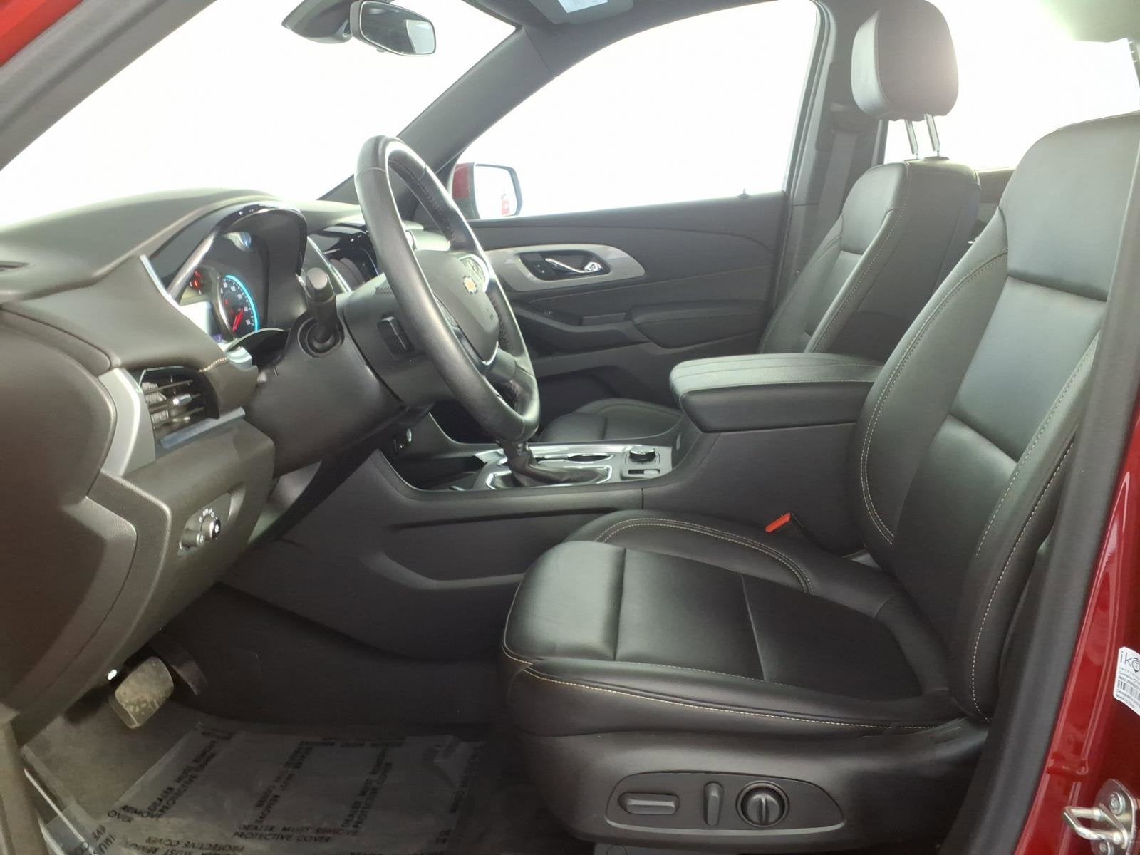 2022 Chevrolet Traverse LT Leather