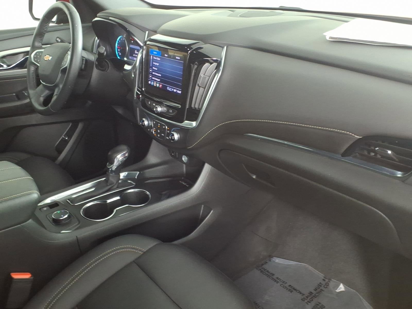 2022 Chevrolet Traverse LT Leather