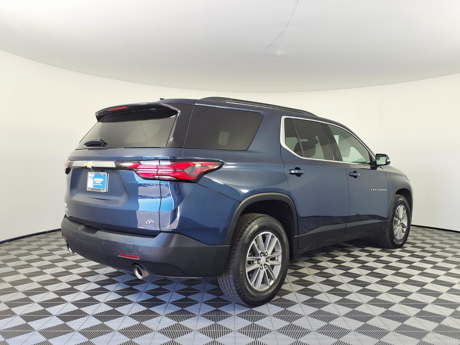 2022 Chevrolet Traverse LT Leather