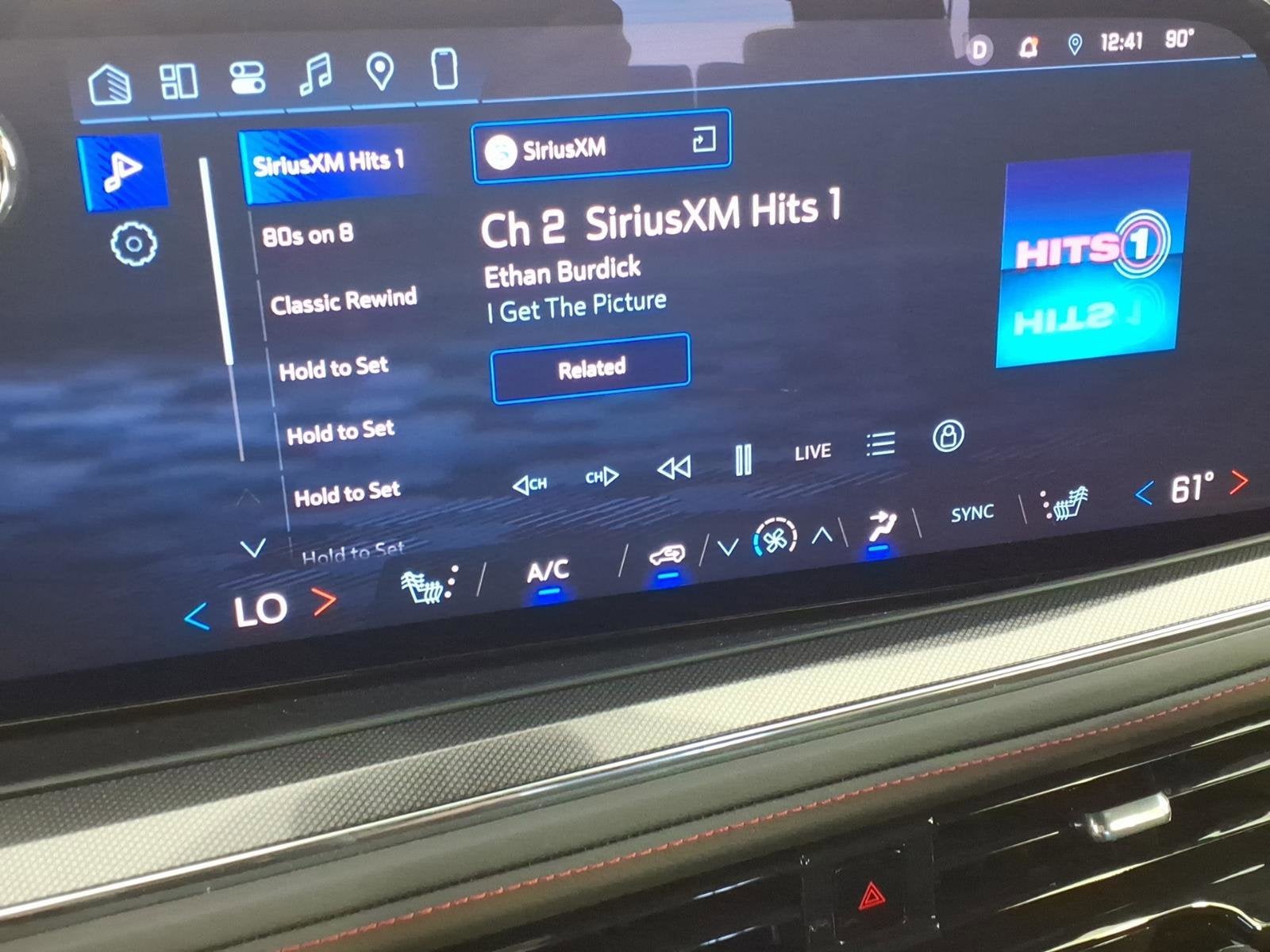 2025 Chevrolet Suburban RST