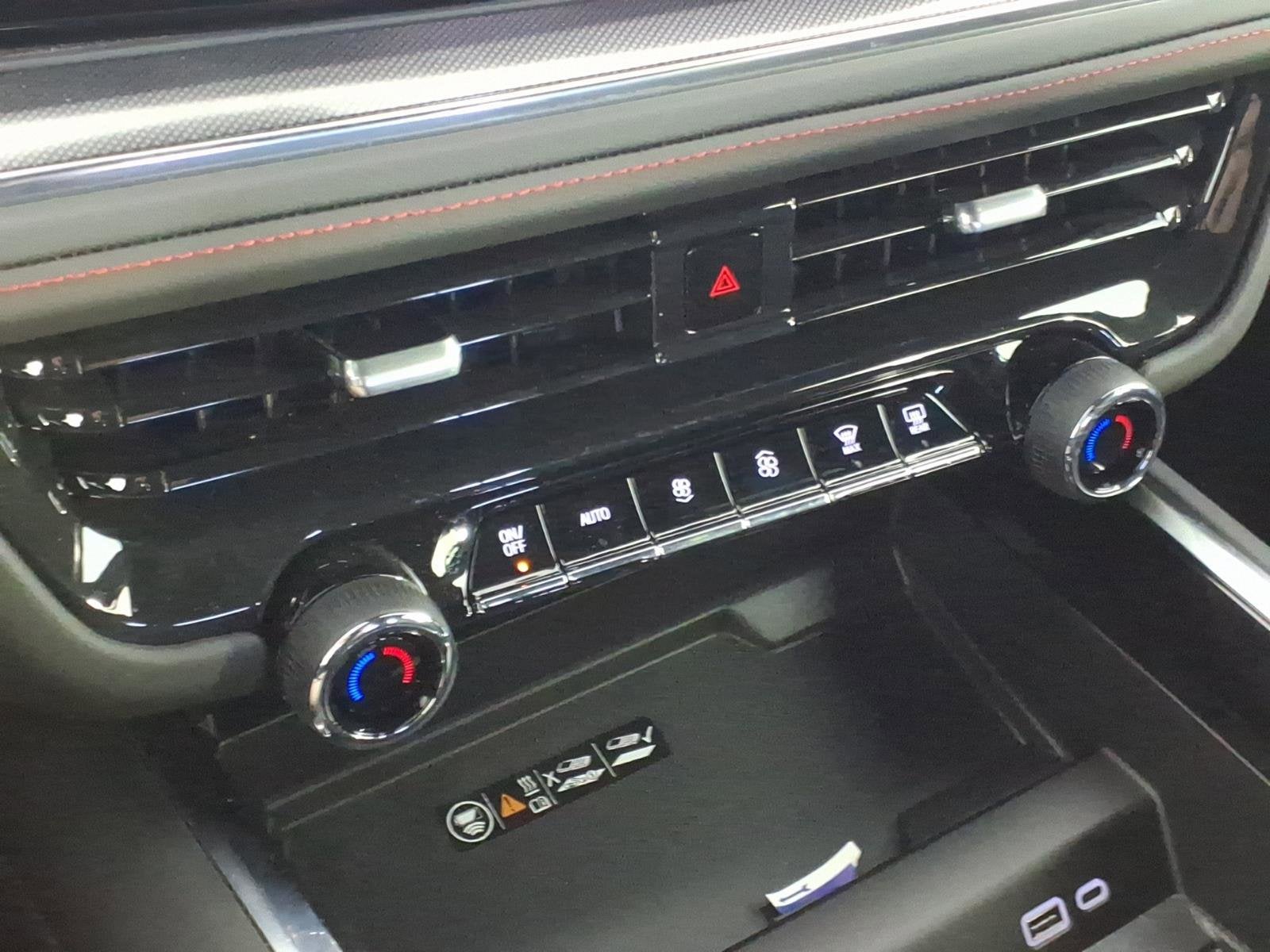 2025 Chevrolet Suburban RST