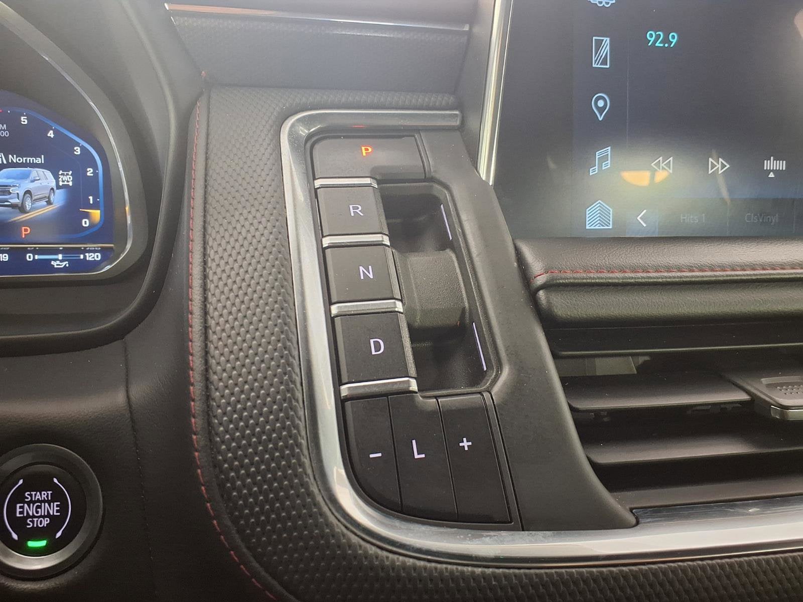 2023 Chevrolet Suburban RST