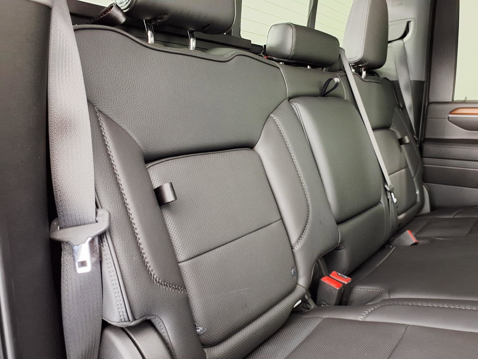 2024 GMC Sierra 3500 HD Denali