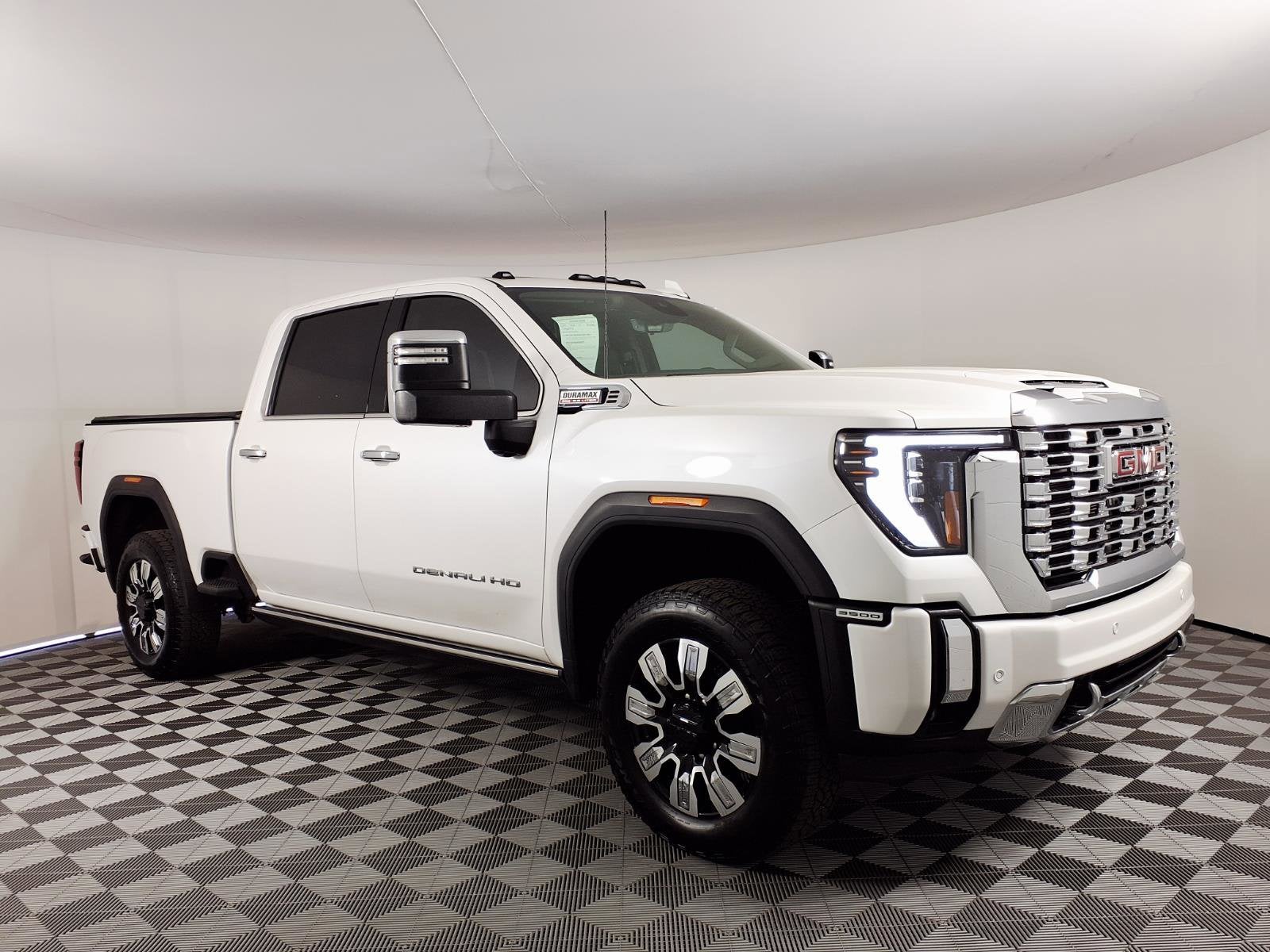 2024 GMC Sierra 3500 HD Denali