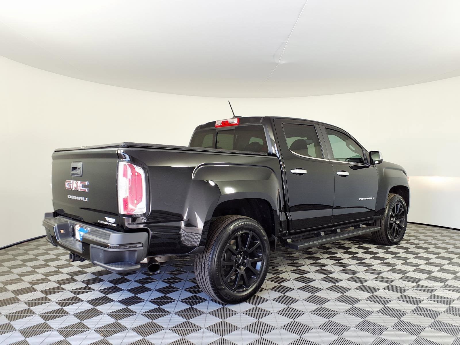2022 GMC Canyon Denali