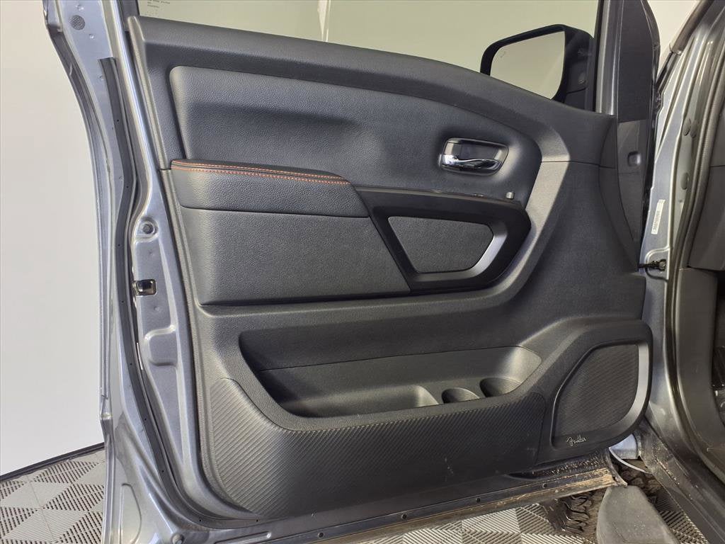 2023 Nissan Titan PRO-4X