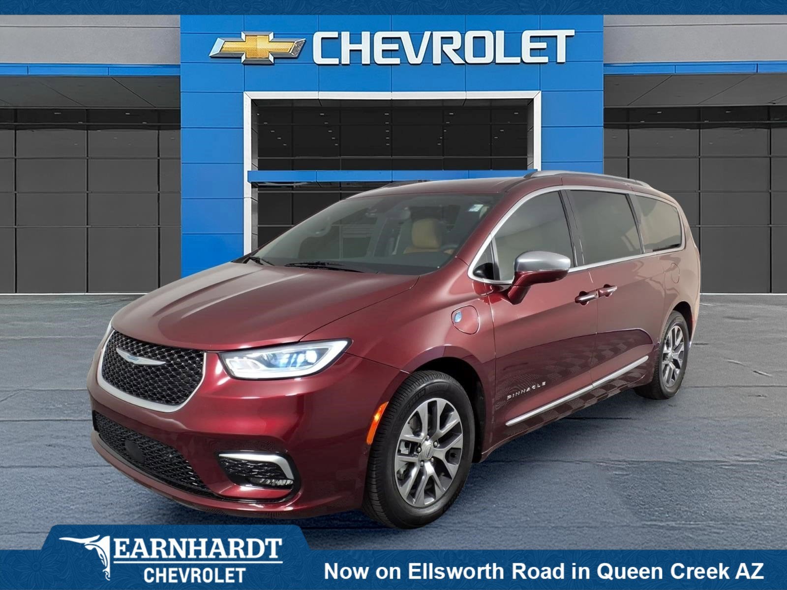 2021 Chrysler Pacifica Hybrid Pinnacle Hybrid's photo