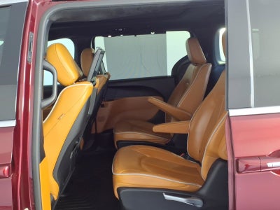 2021 Chrysler Pacifica Hybrid Pinnacle