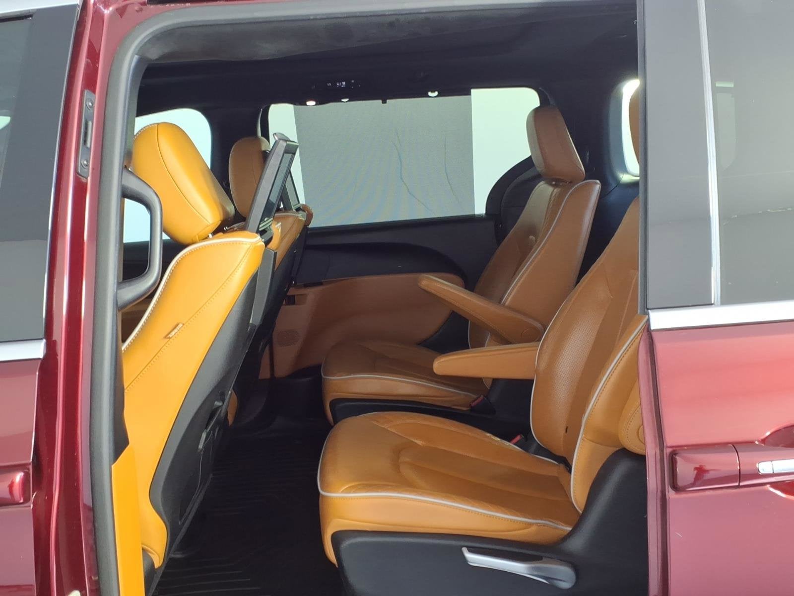 2021 Chrysler Pacifica Hybrid Pinnacle