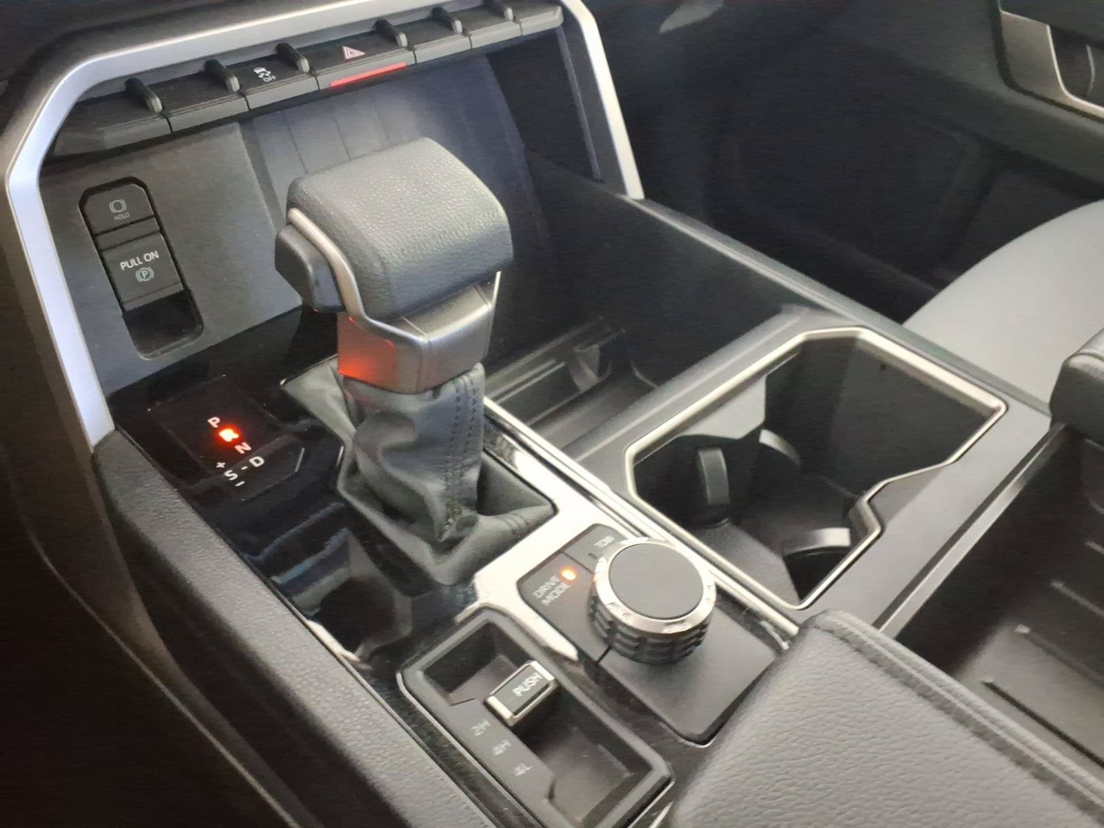 2024 Toyota Tundra 4WD SR5