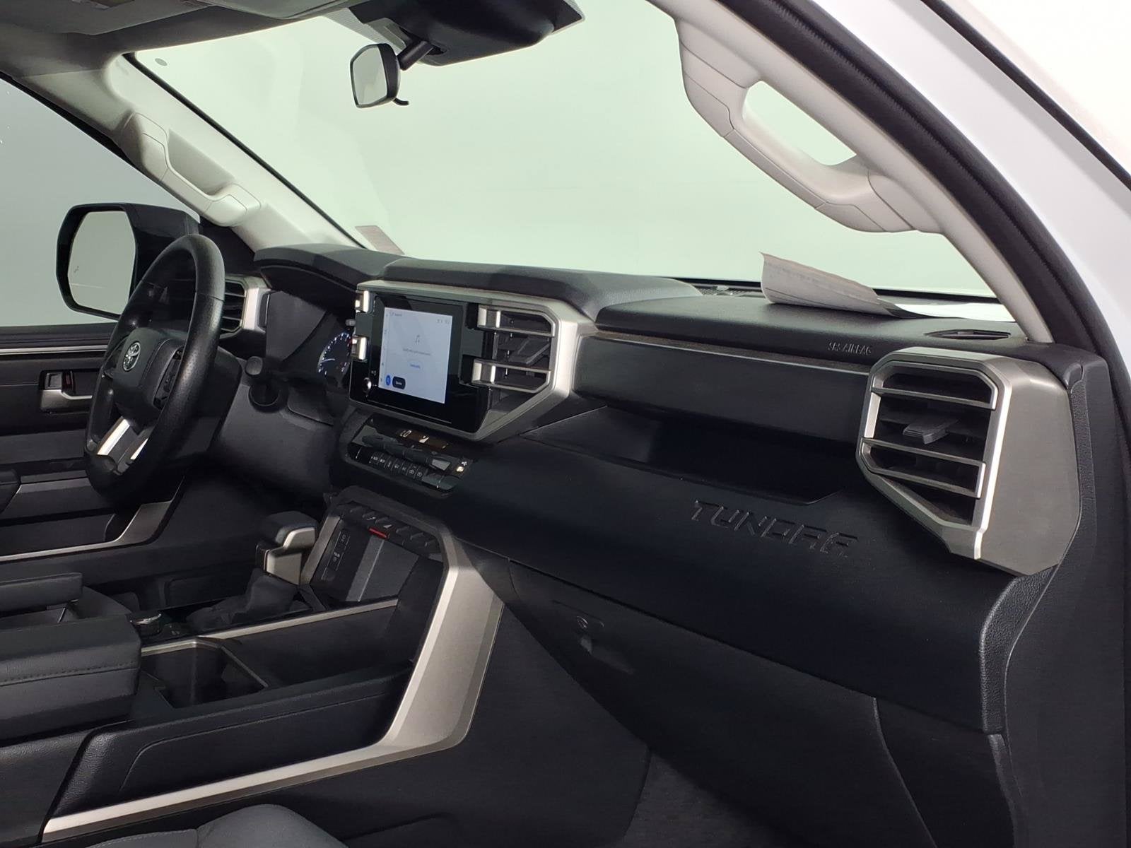 2024 Toyota Tundra 4WD SR5