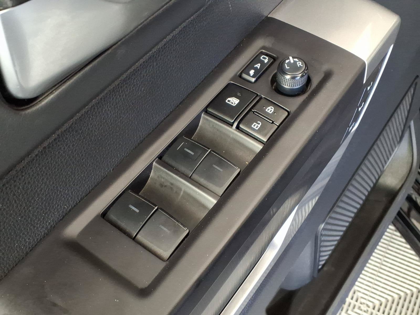 2023 Toyota Tundra 4WD Platinum