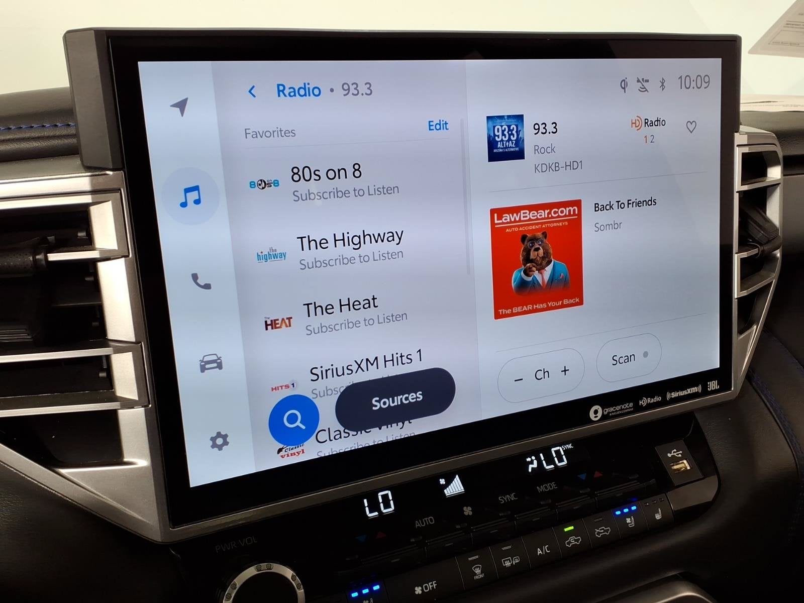 2023 Toyota Tundra 4WD Platinum