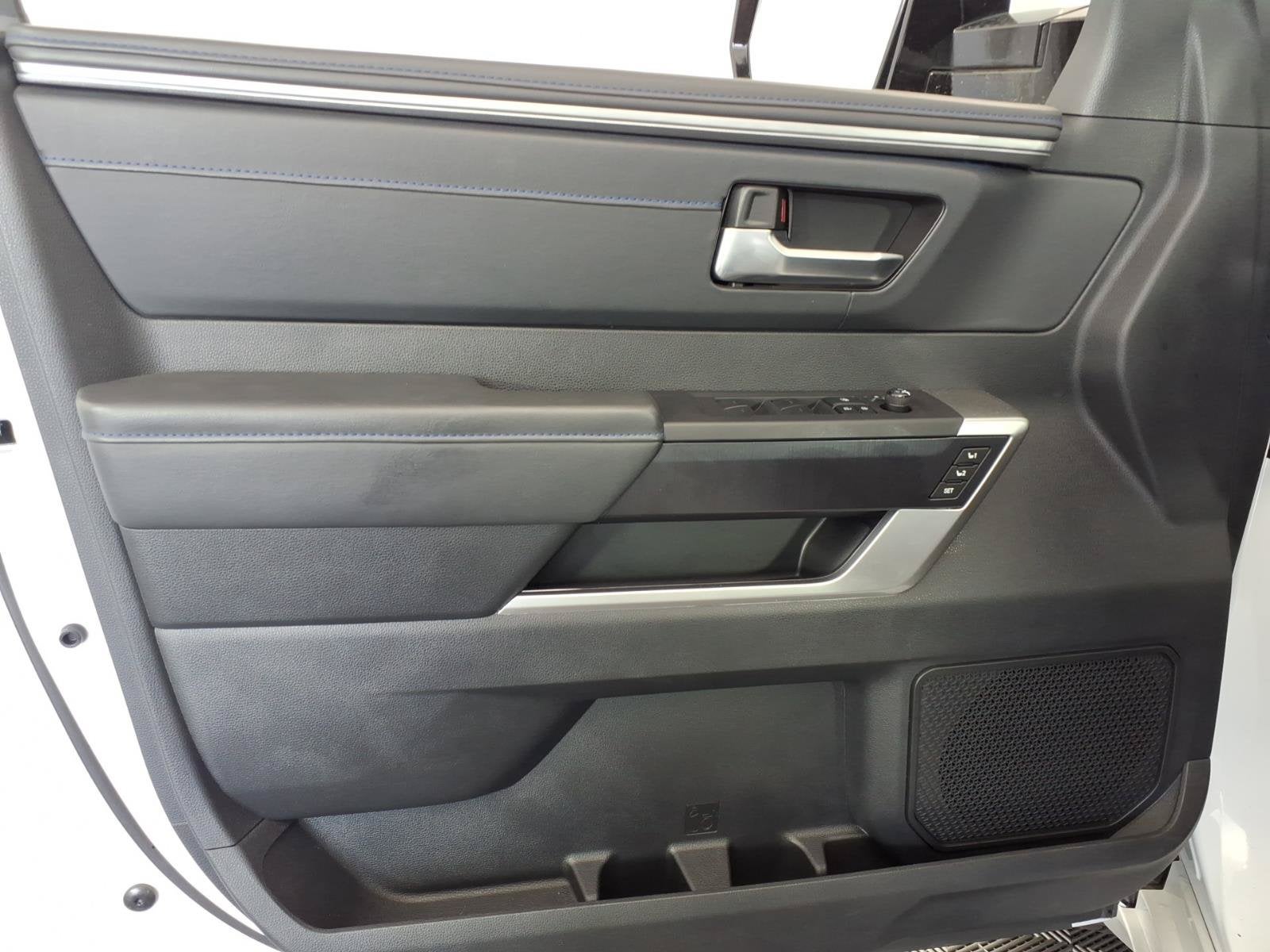 2022 Toyota Tundra 4WD Platinum