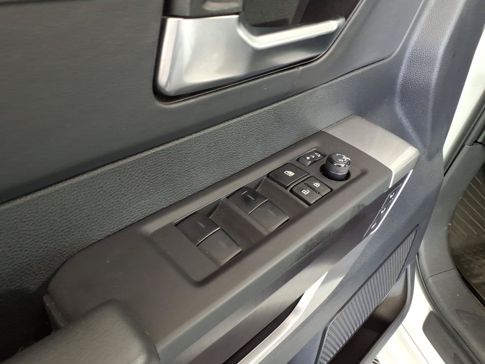 2022 Toyota Tundra 4WD Platinum