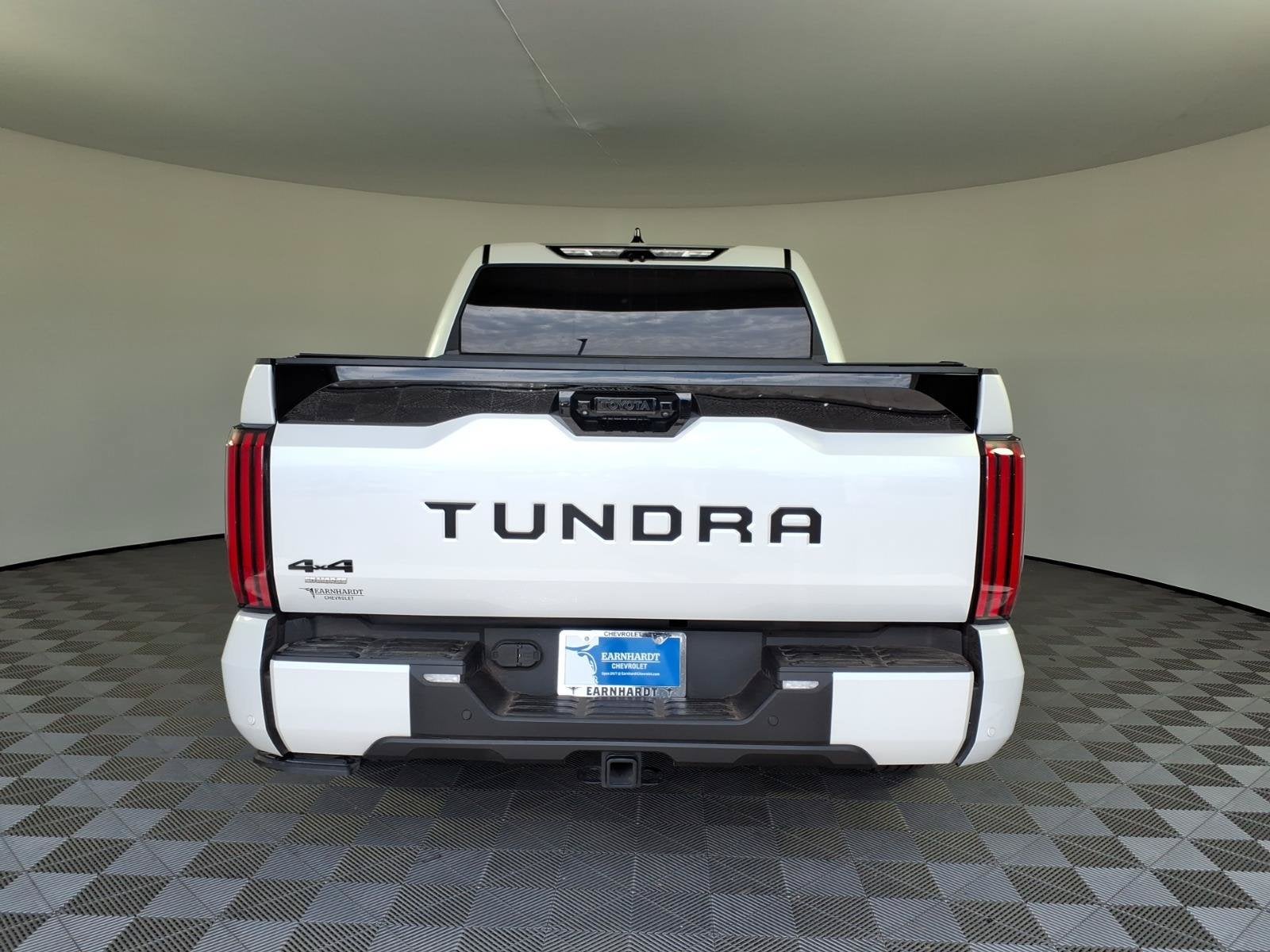 2022 Toyota Tundra 4WD Platinum