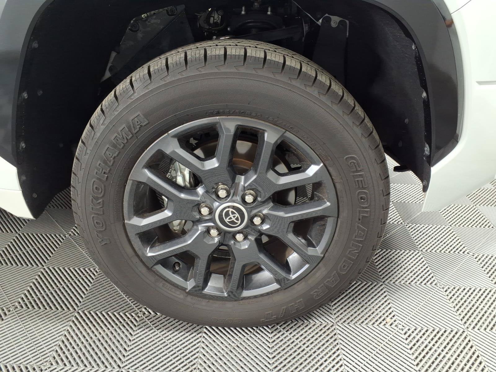 2022 Toyota Tundra 4WD Platinum