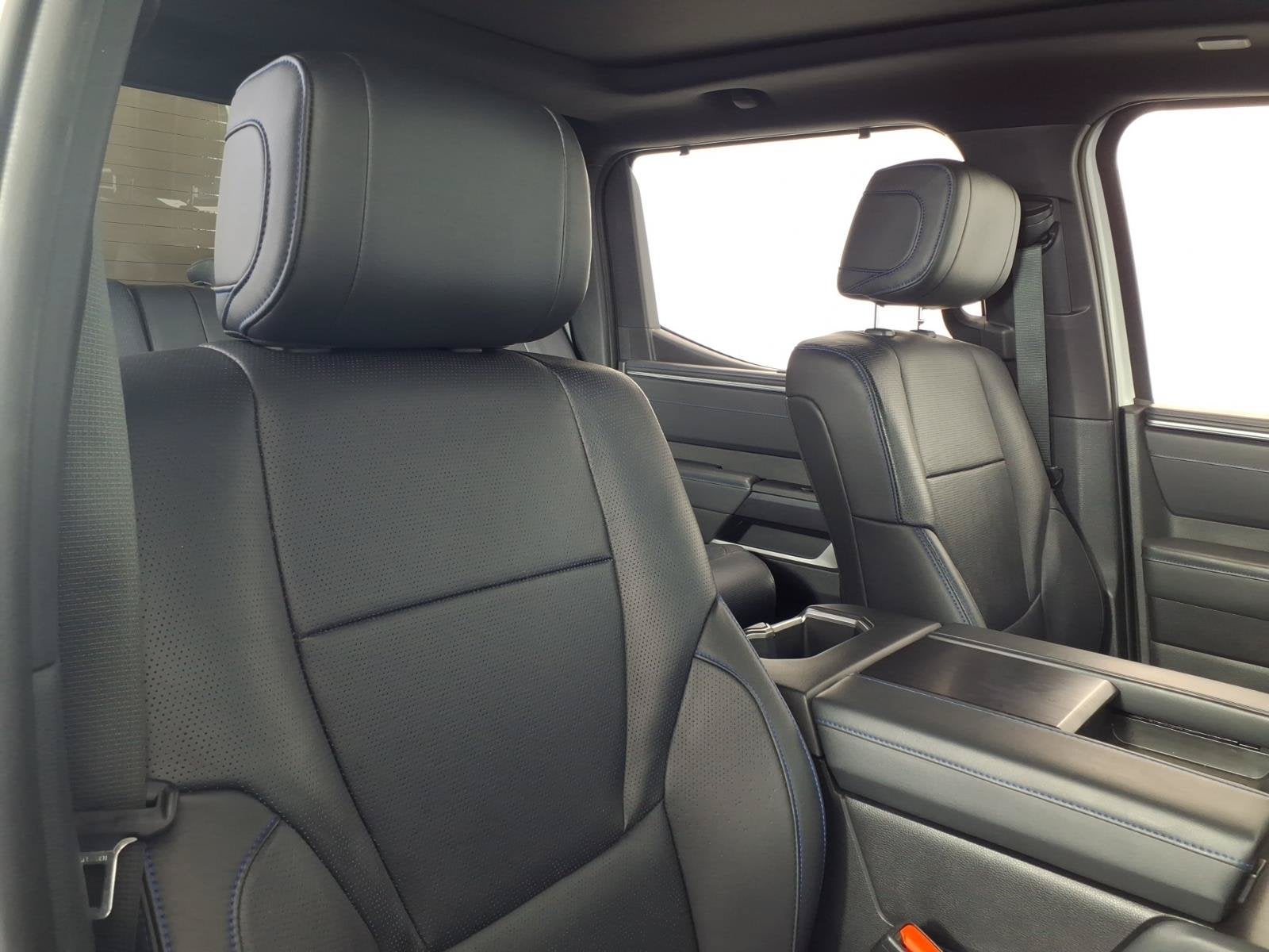 2022 Toyota Tundra 4WD Platinum