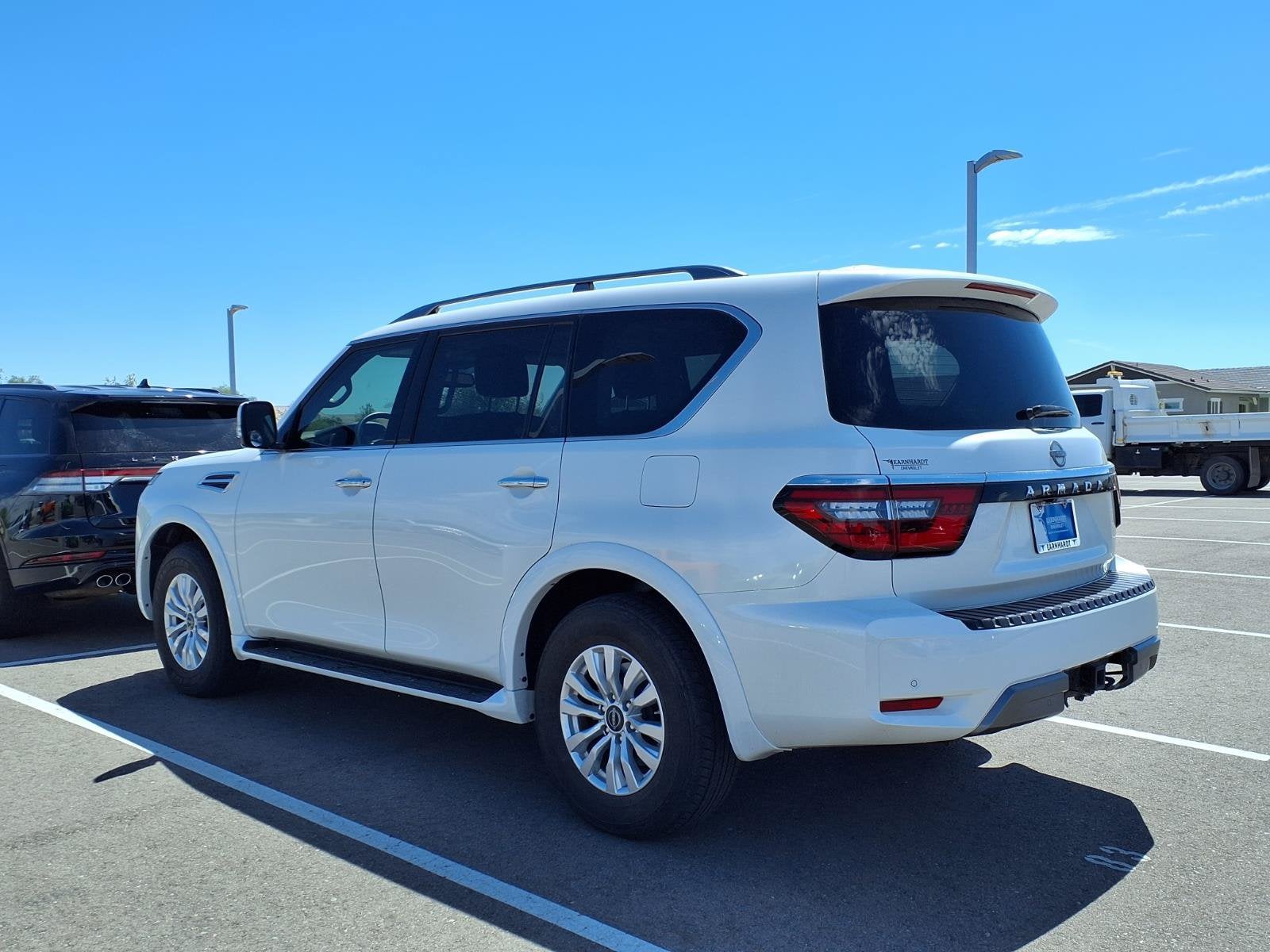 2023 Nissan Armada SV