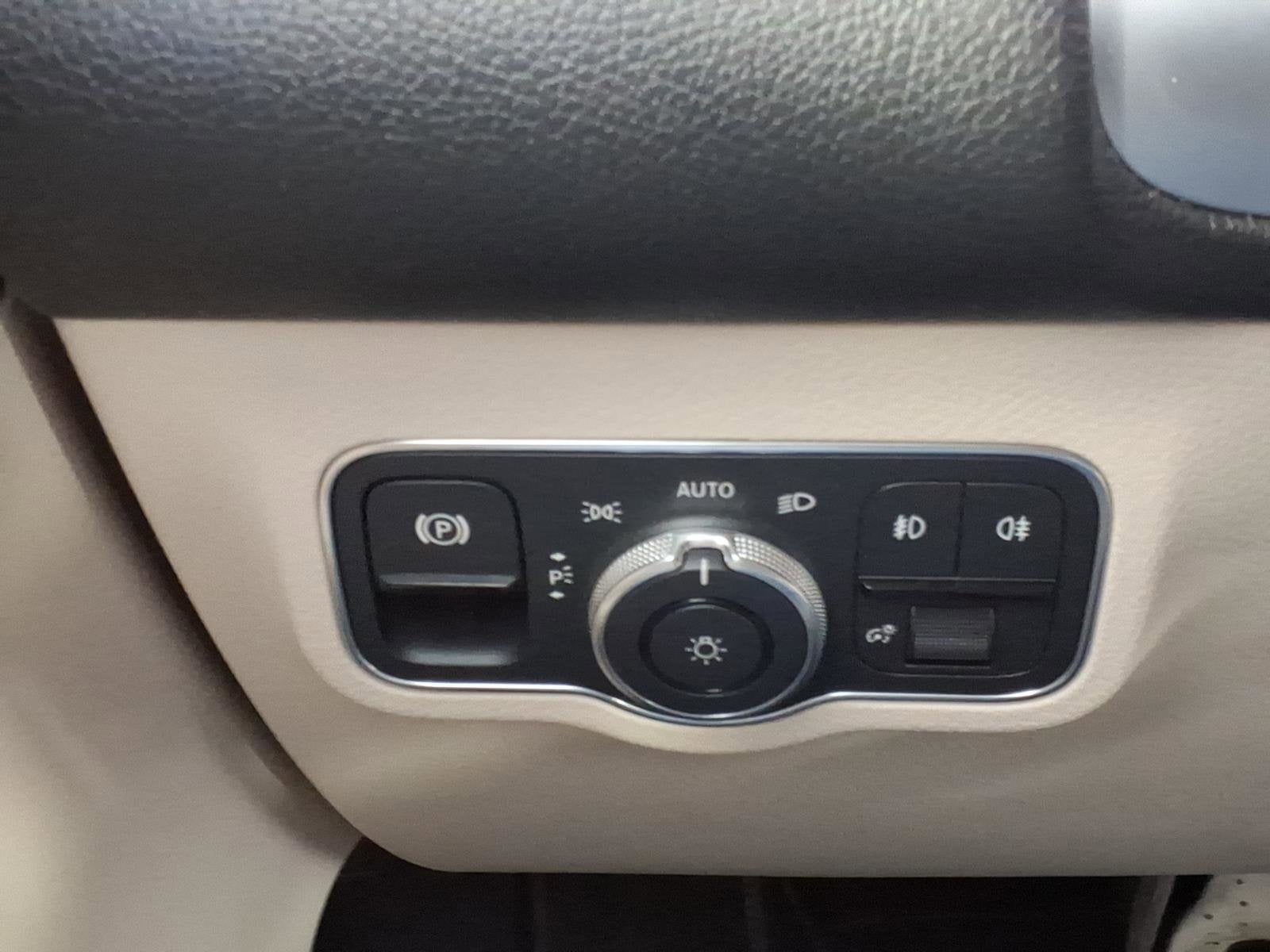 2023 Mercedes-Benz GLB GLB 250