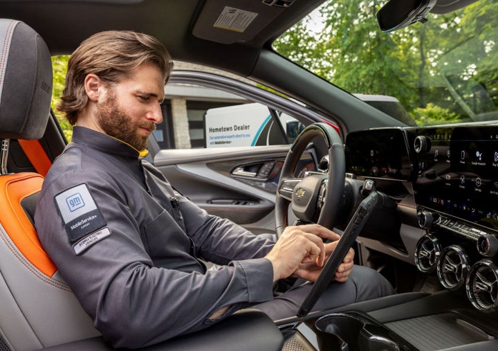 Earnhardt Chevrolet Mobile Service Technician