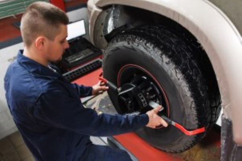 Tire Alignment near Chandler, AZ - Earnhardt Chevrolet