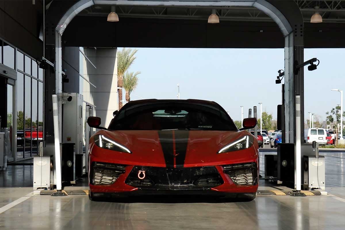 Vehicle entering the UVEye scanner at Earnhardt Chevrolet